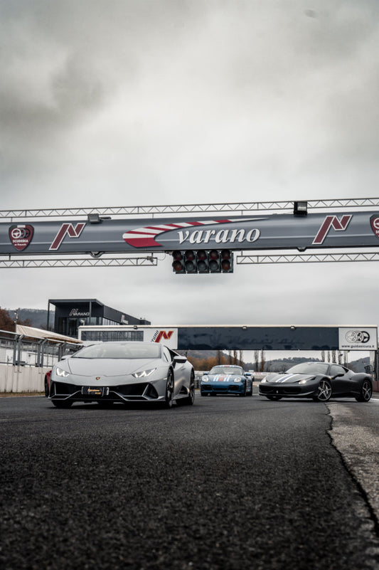 3 giri di pista su 3 GT