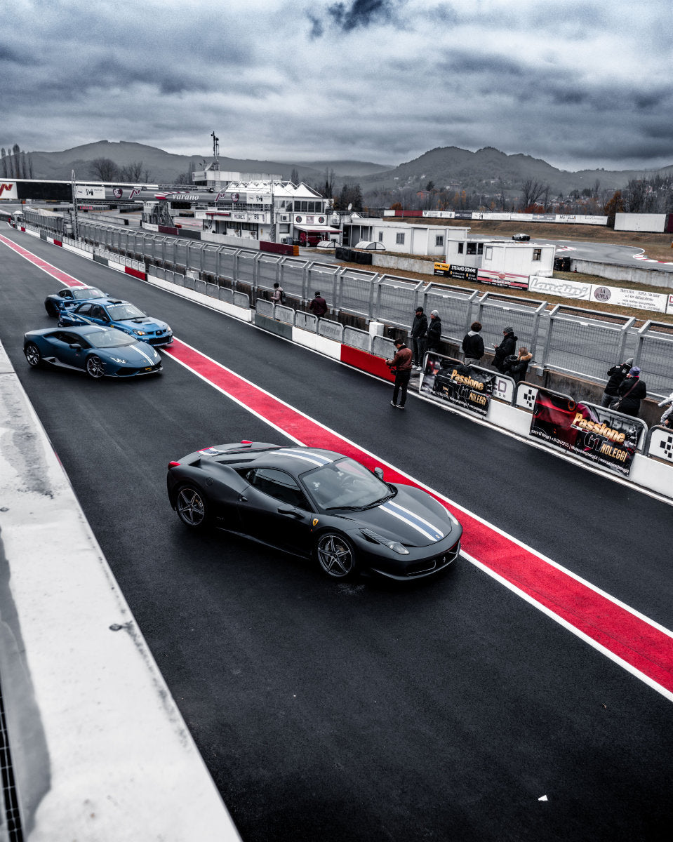 4 giri di pista su 4 GT Plus
