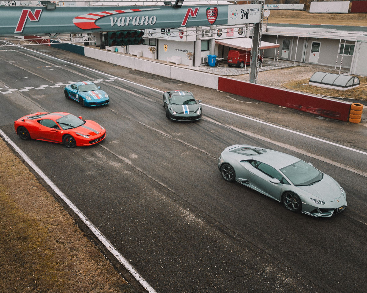 4 giri di pista su 4 GT Plus