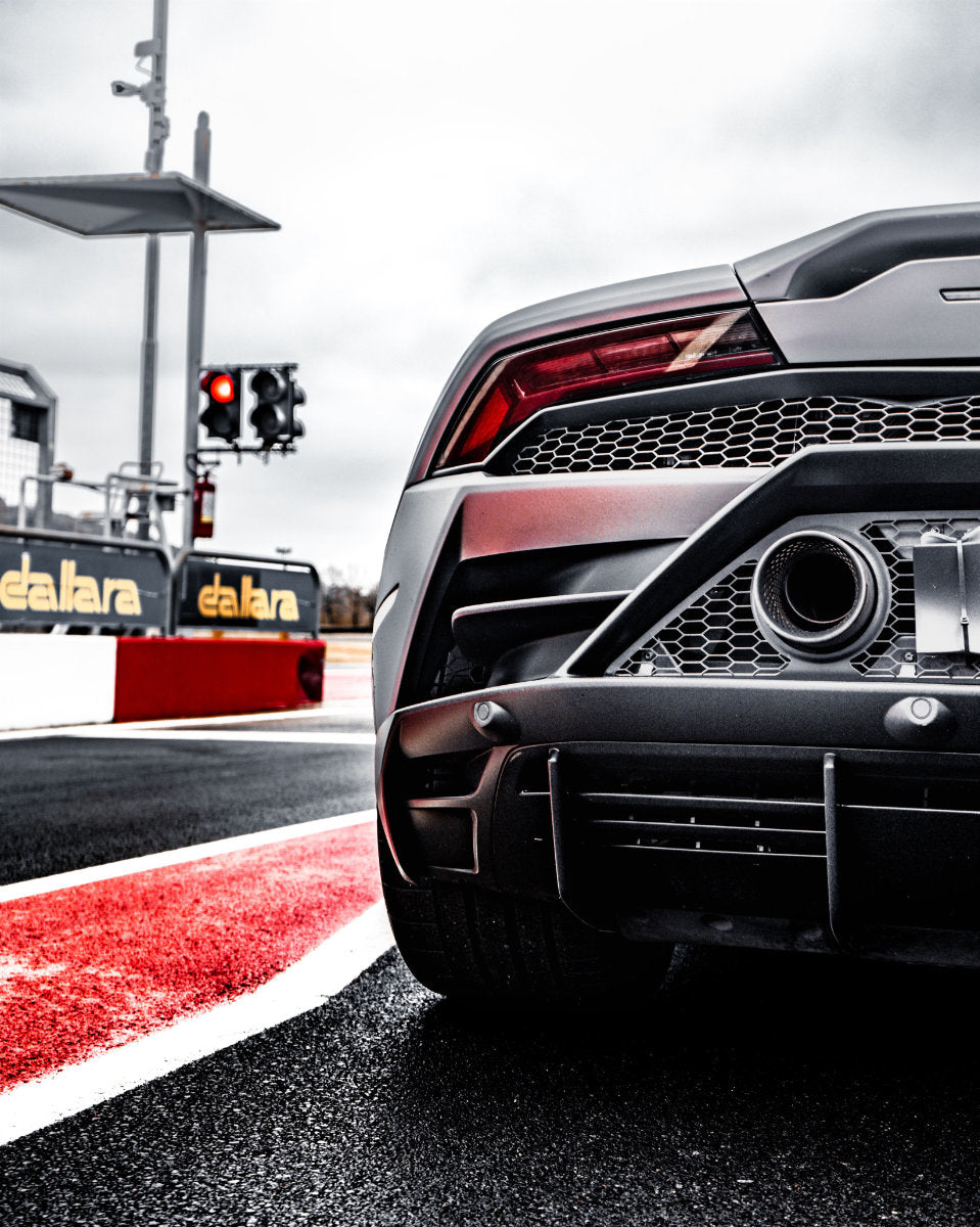 Guida in pista una Lamborghini Huracán Evo