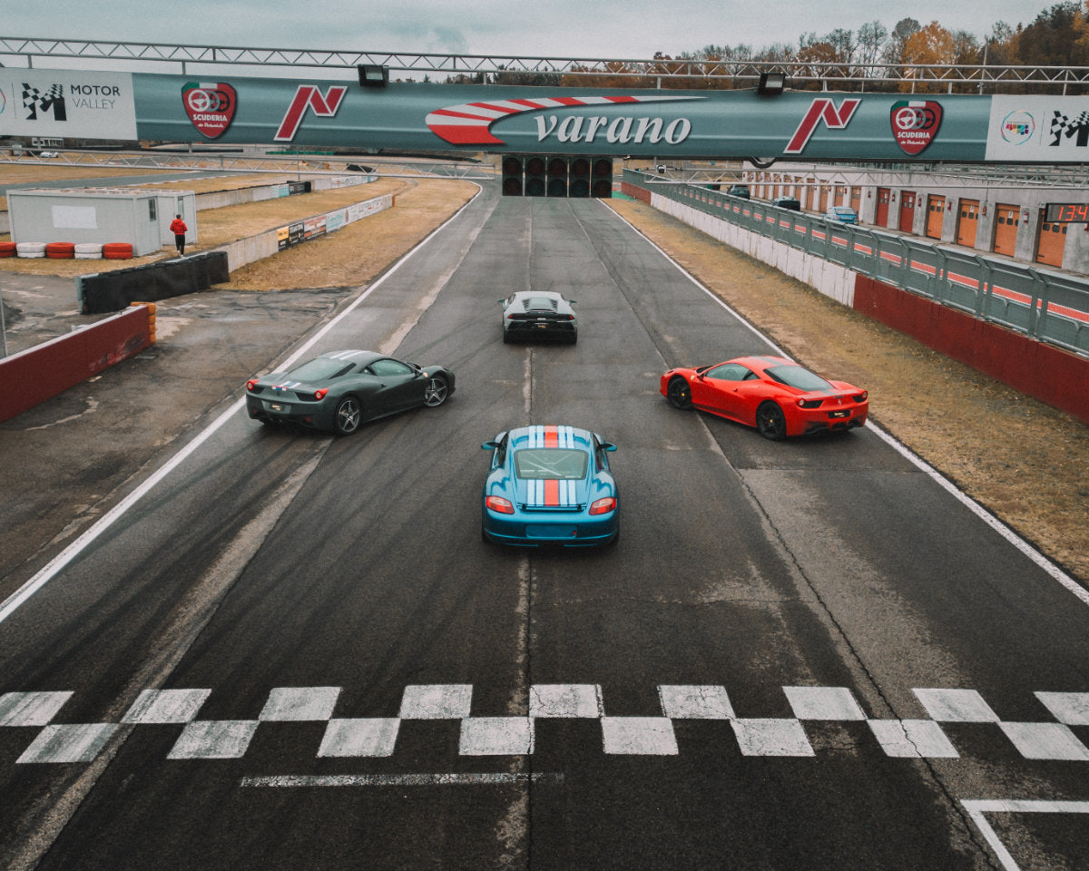 4 giri di pista su 4 GT Plus