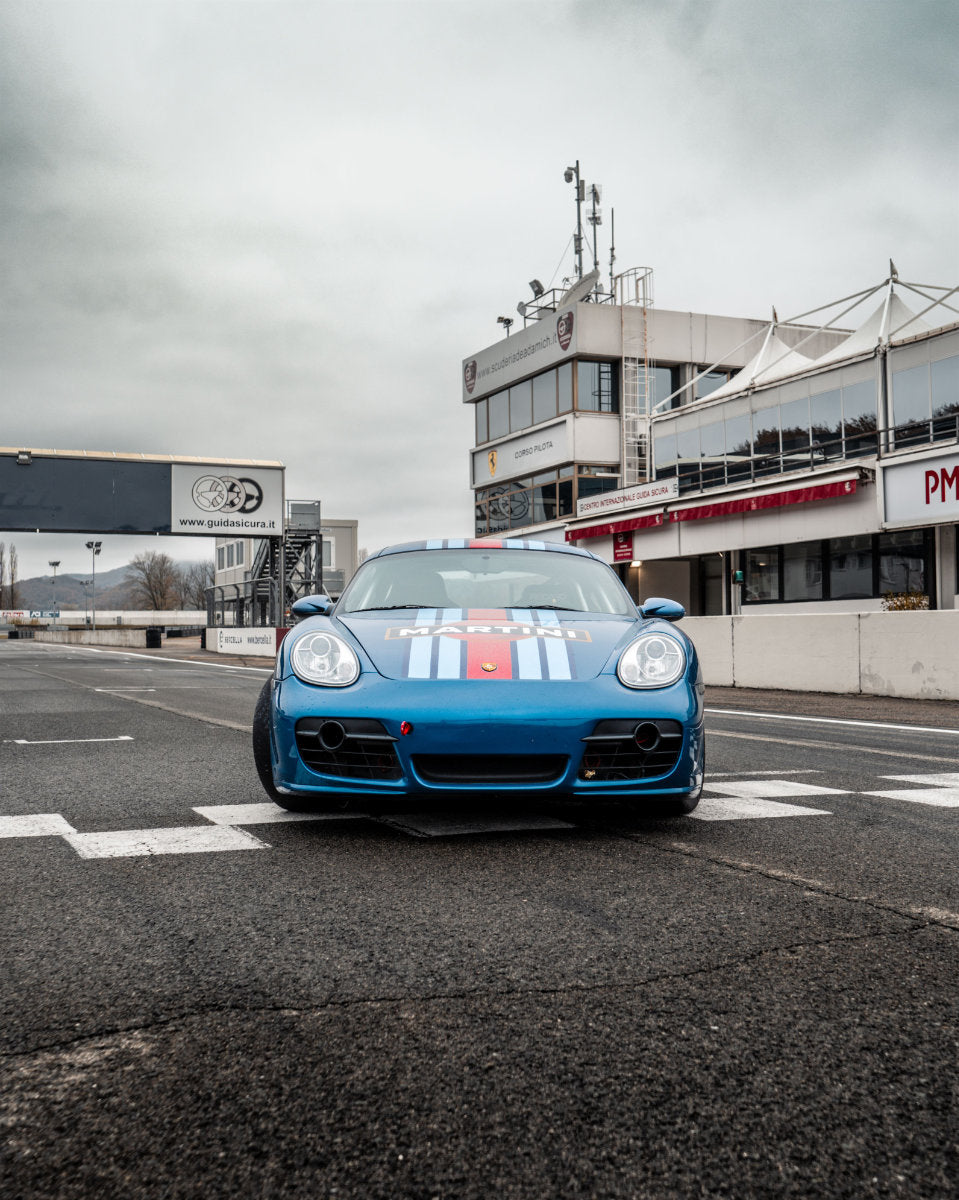 Guida in pista una Porsche Cayman Cup Pista