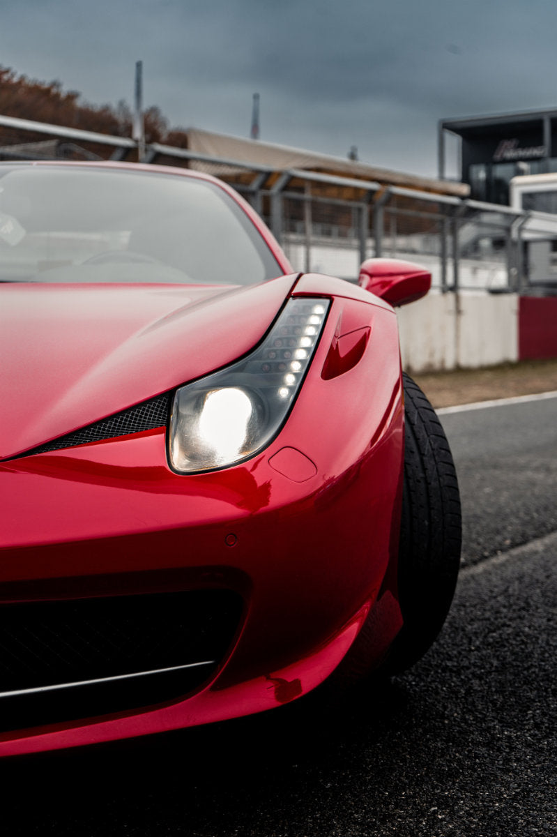 Corso di guida sportiva "New Beginner" in Ferrari