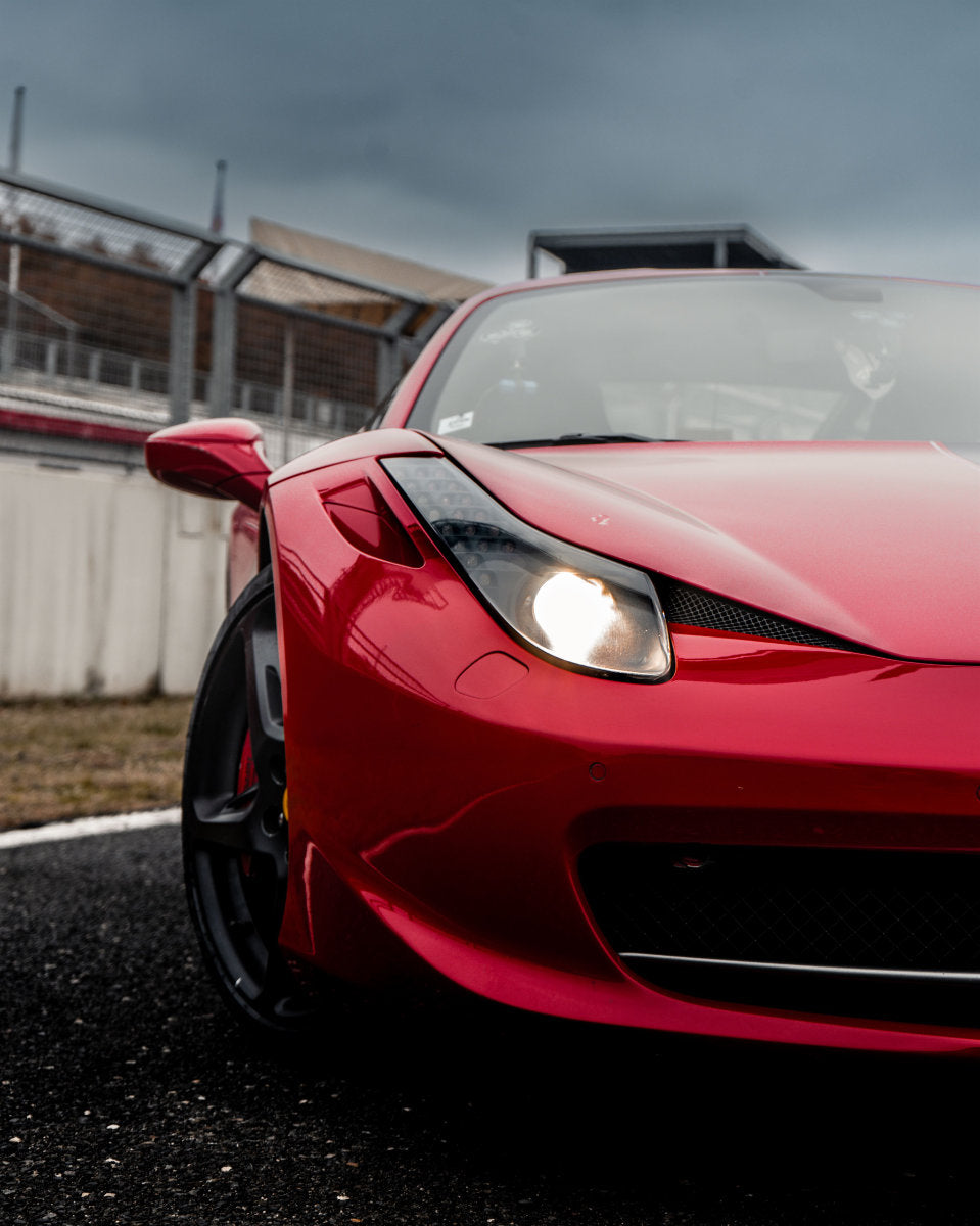 Guida in pista una Ferrari 458 Italia