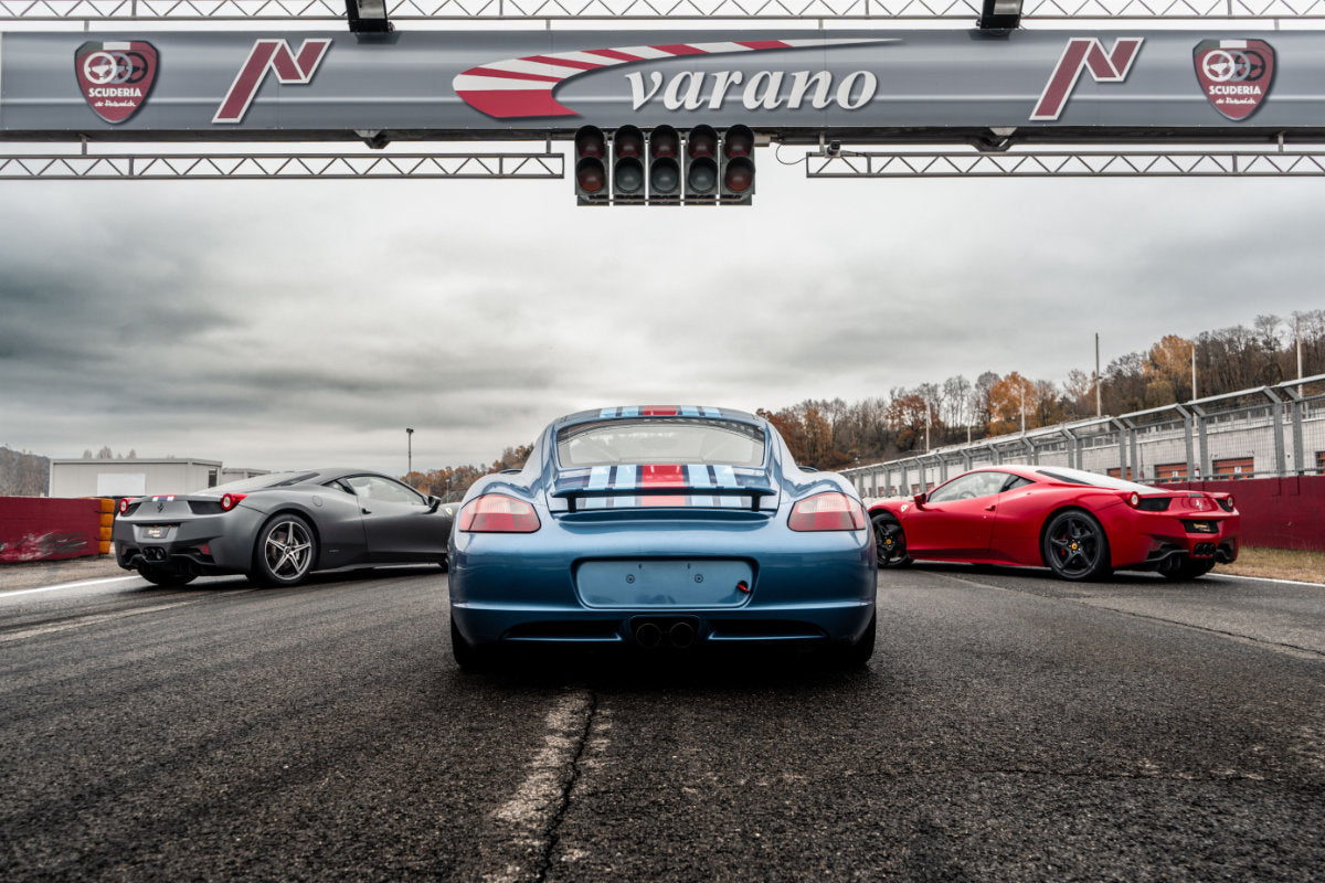 3 giri di pista su 3 GT