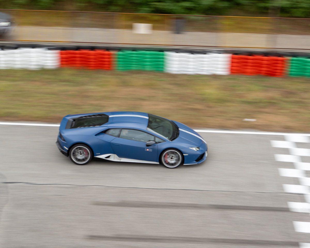 Co-pilota in Lamborghini Huracán Avio