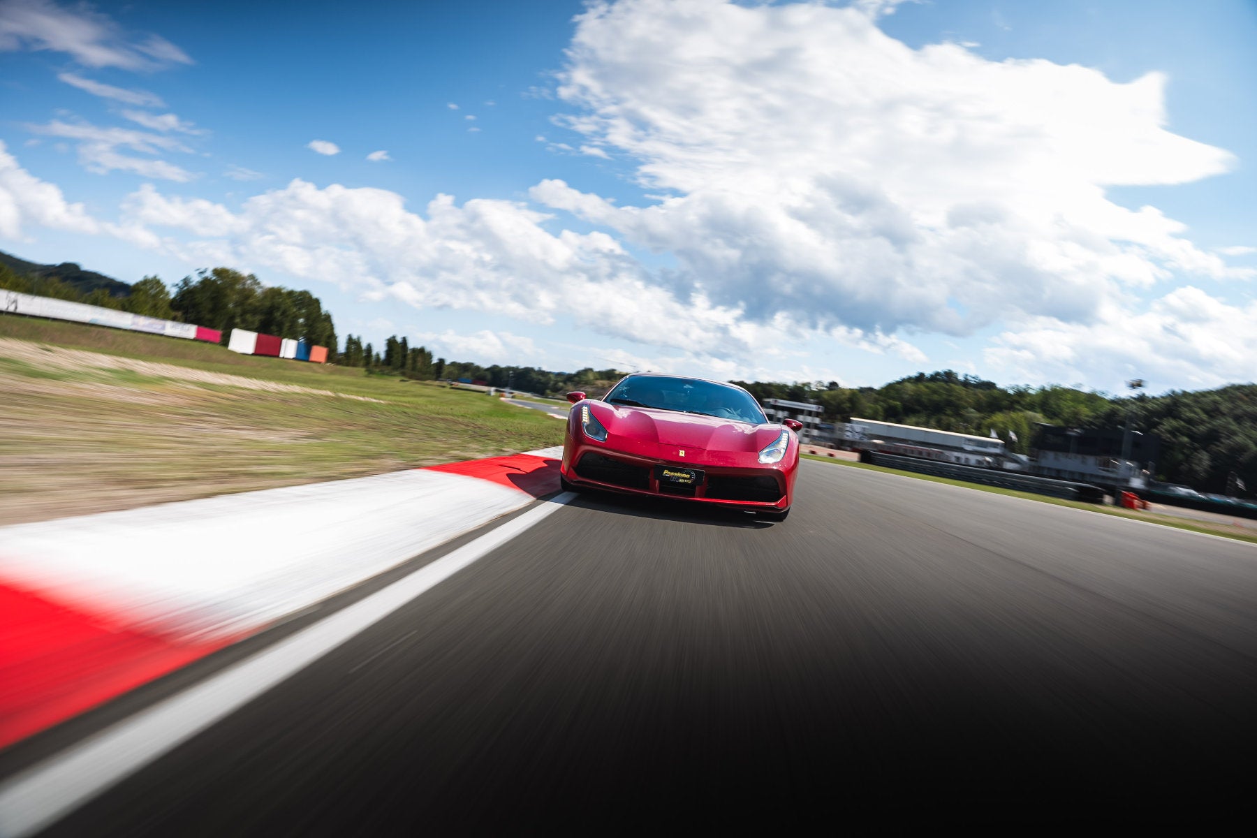 Corso di guida sportiva "New Beginner" in Ferrari 488 GTB