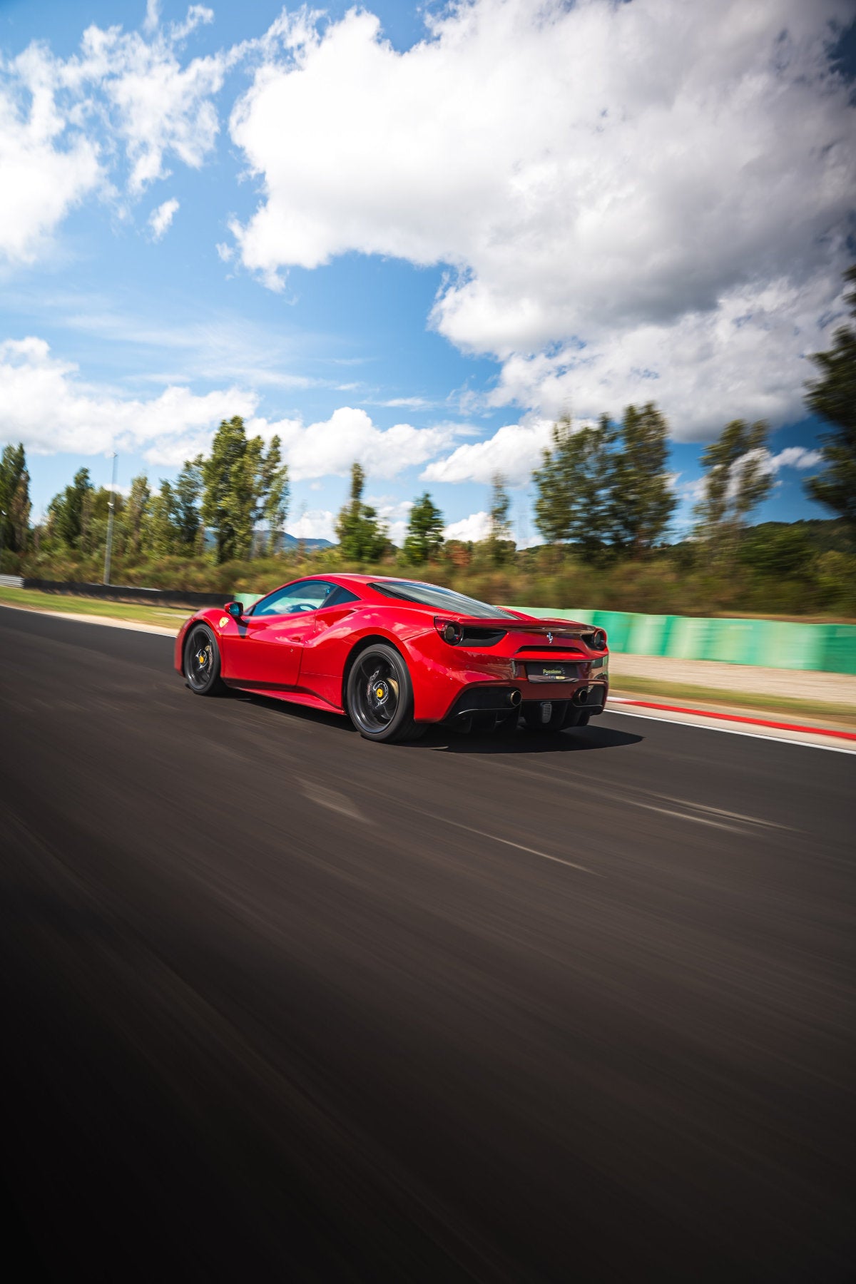 Guida in pista una Ferrari 488 GTB
