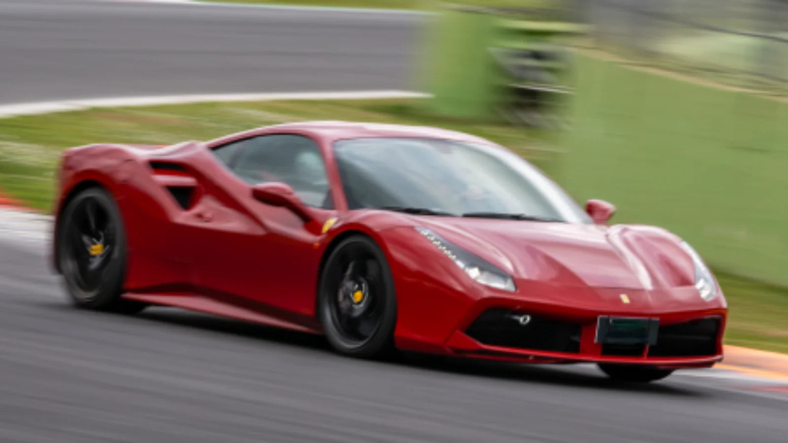 Guida in pista: Scuderia Experience 1 + 1