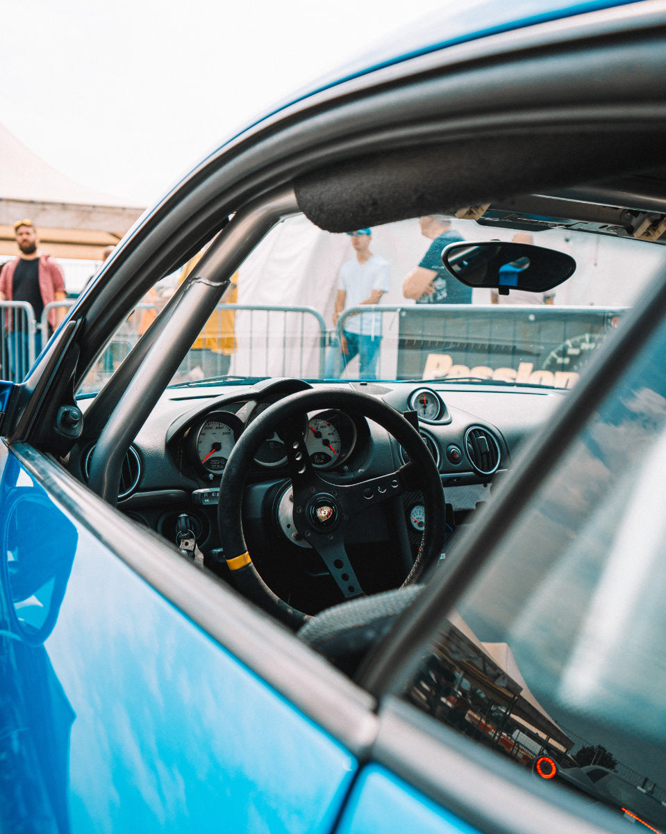 Guida in pista una Porsche Cayman Cup Pista