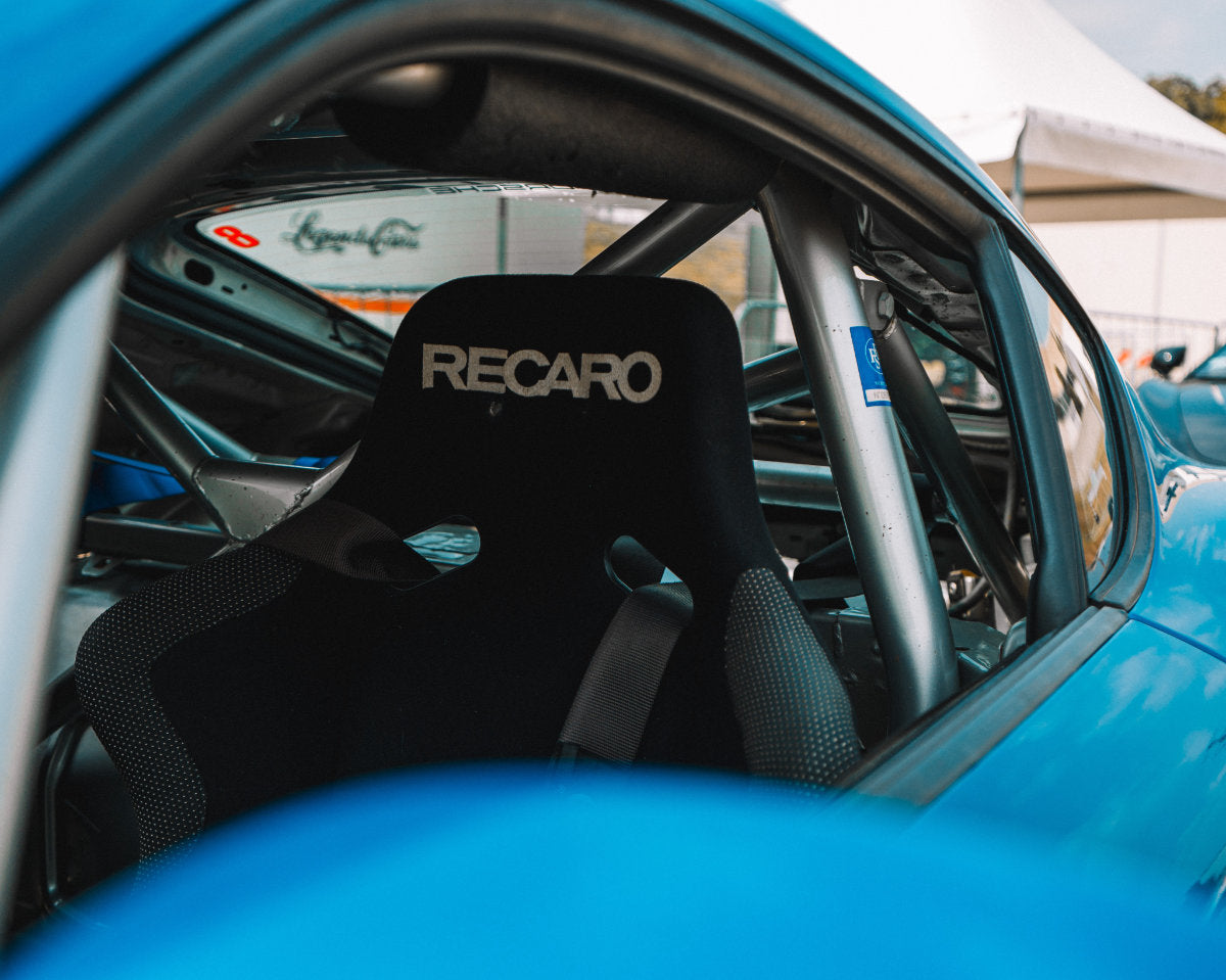 Guida in pista una Porsche Cayman Cup Pista