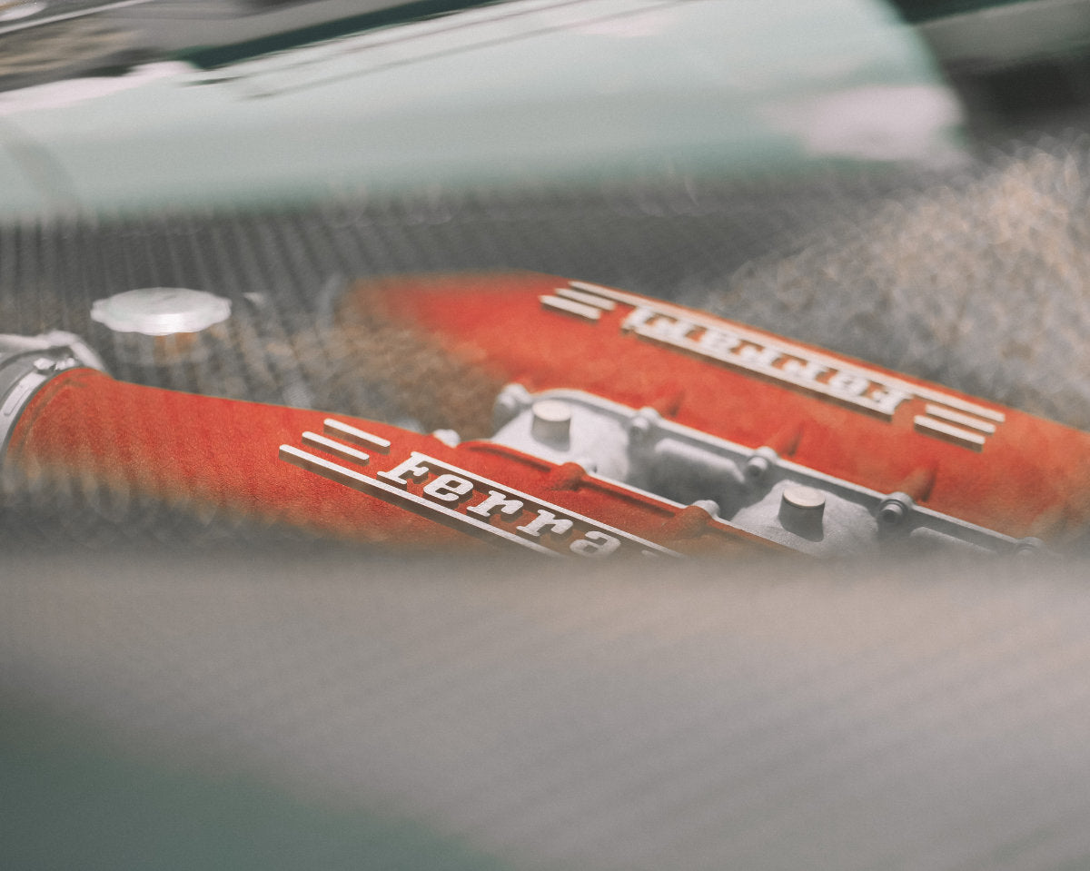 Guida in pista una Ferrari 458 Italia in Carbonio