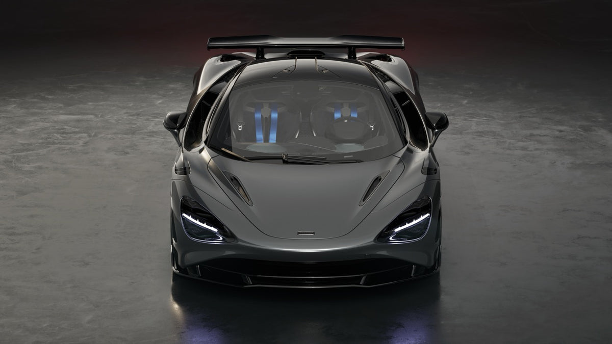 Guida in pista una McLaren 750S