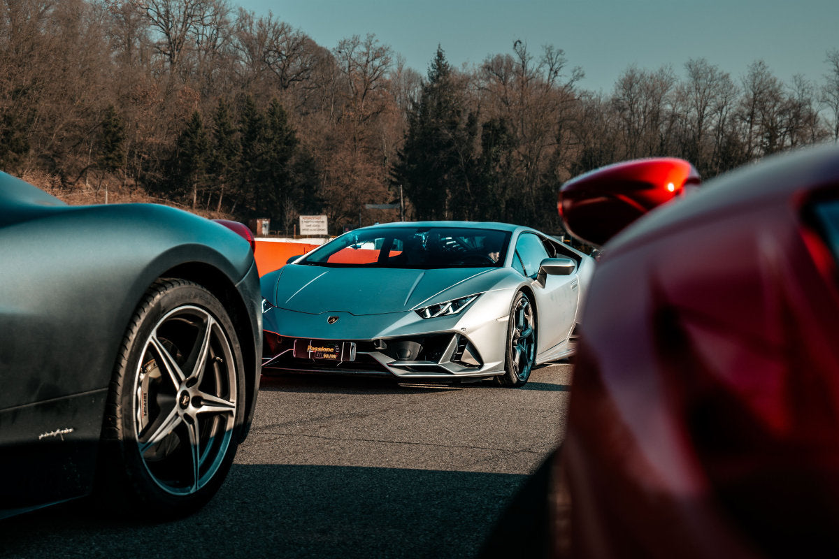 6 giri di pista su 3 GT