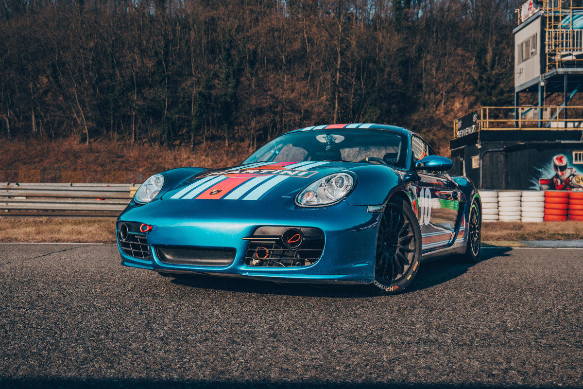 Guida in pista una Porsche Cayman Cup Pista