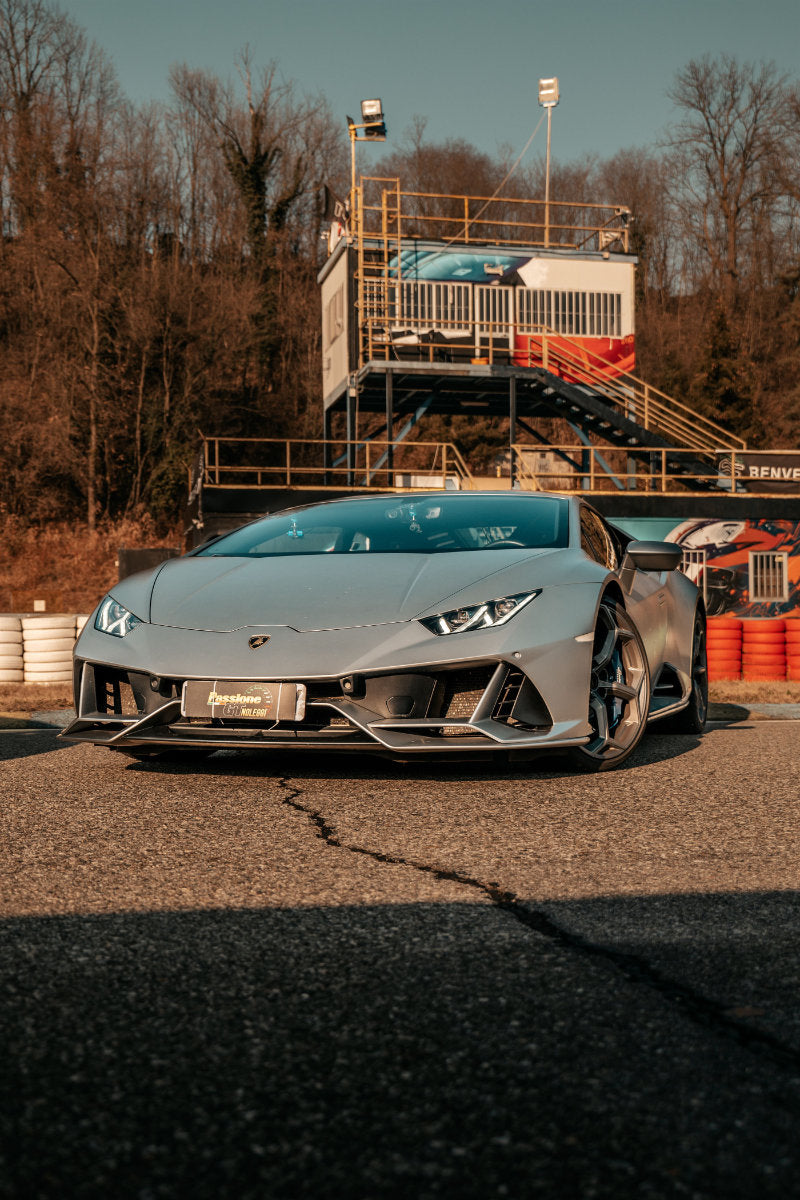 Guida in pista una Lamborghini Huracán Evo