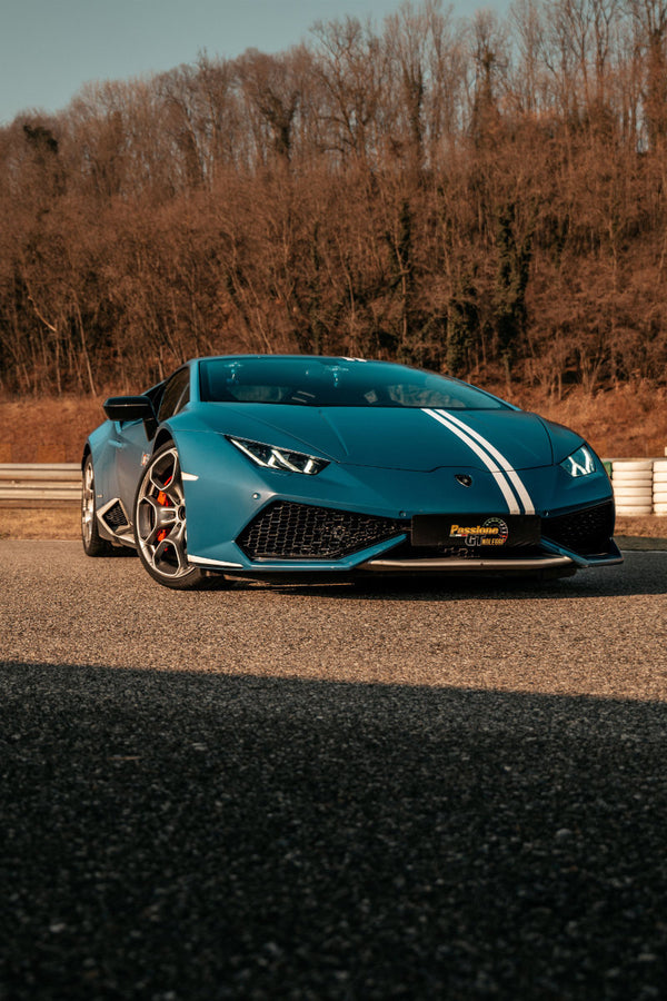 Guida in pista una Lamborghini Huracán Avio