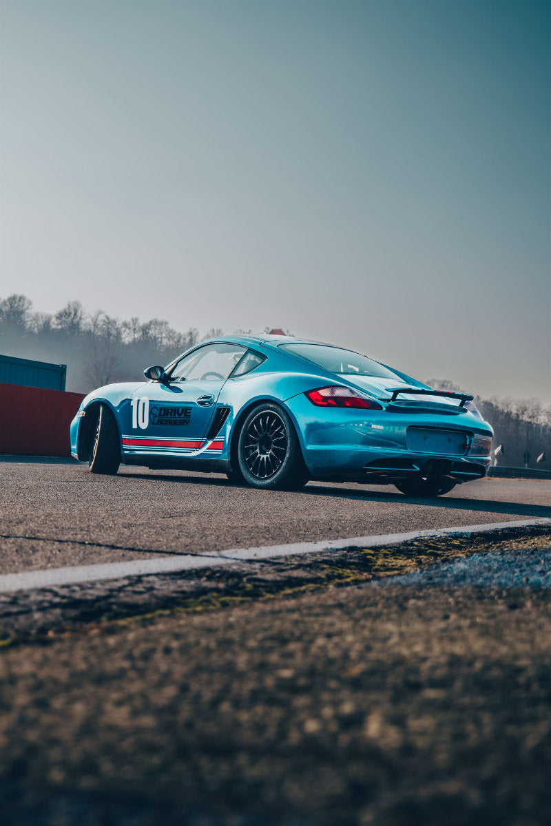 Guida in pista una Porsche Cayman Cup Pista